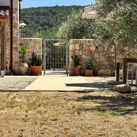 Arte Stari Grad (Hvar)